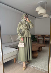 طقم تنورة مع حزام
